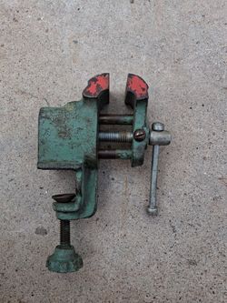 Clamp Desk Size