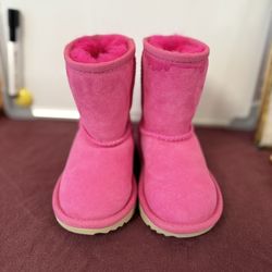 Ugg Toddler Size 7