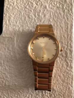 nixon watch
