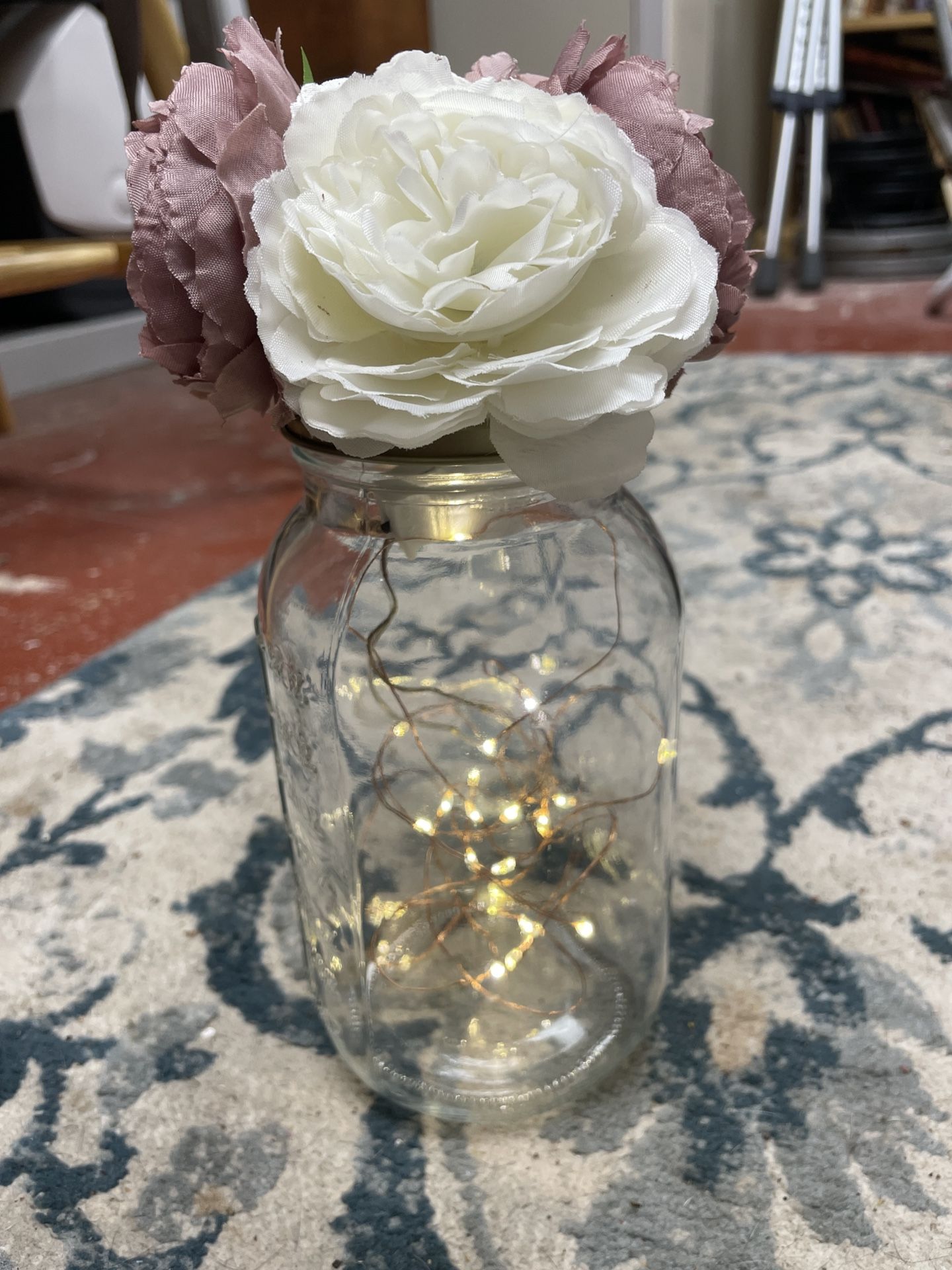 9 Mason Jar Center Pieces With Flowers And String Lights