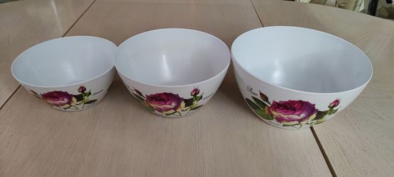 Plastic Bowls