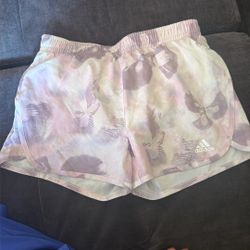 Adidas Woman Shorts Regular Fit Large/14 