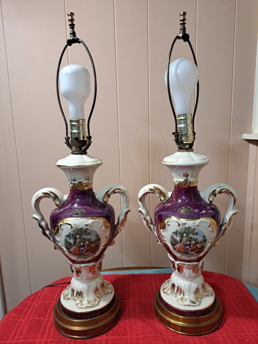 Pair of Purple & White 22k Gold Trim Vintage Lido China Ceramic Table Lamps
