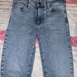 Womens Levi’s