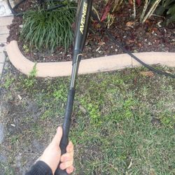 Axe Avenge BBCOR Baseball Bat 33”/30oz (-3) | Great Condition 