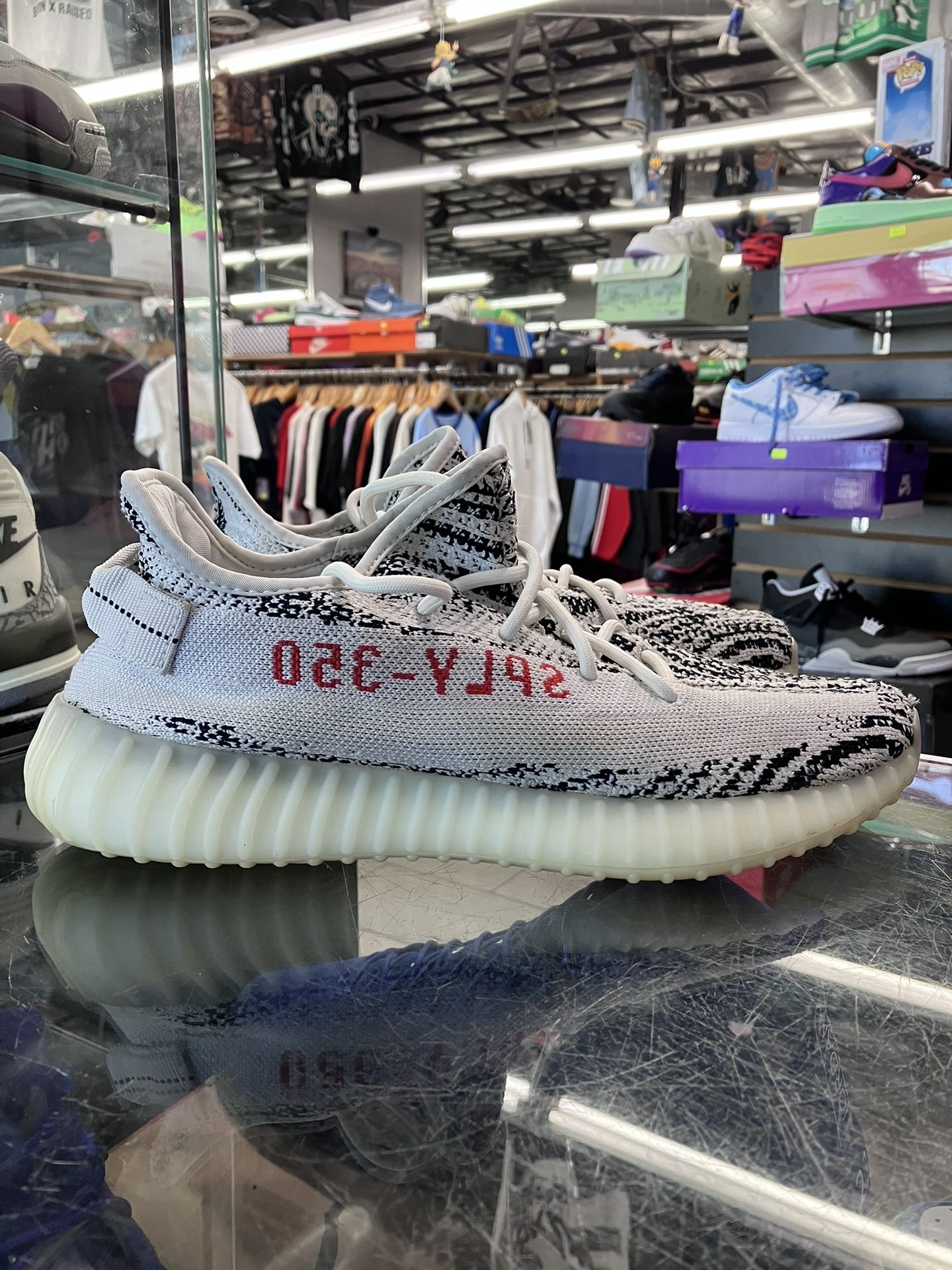 Adidas Yeezy Boost 350 V2 Zebra