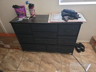 Dresser