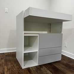 IKEA Changing Table+changing Pad
