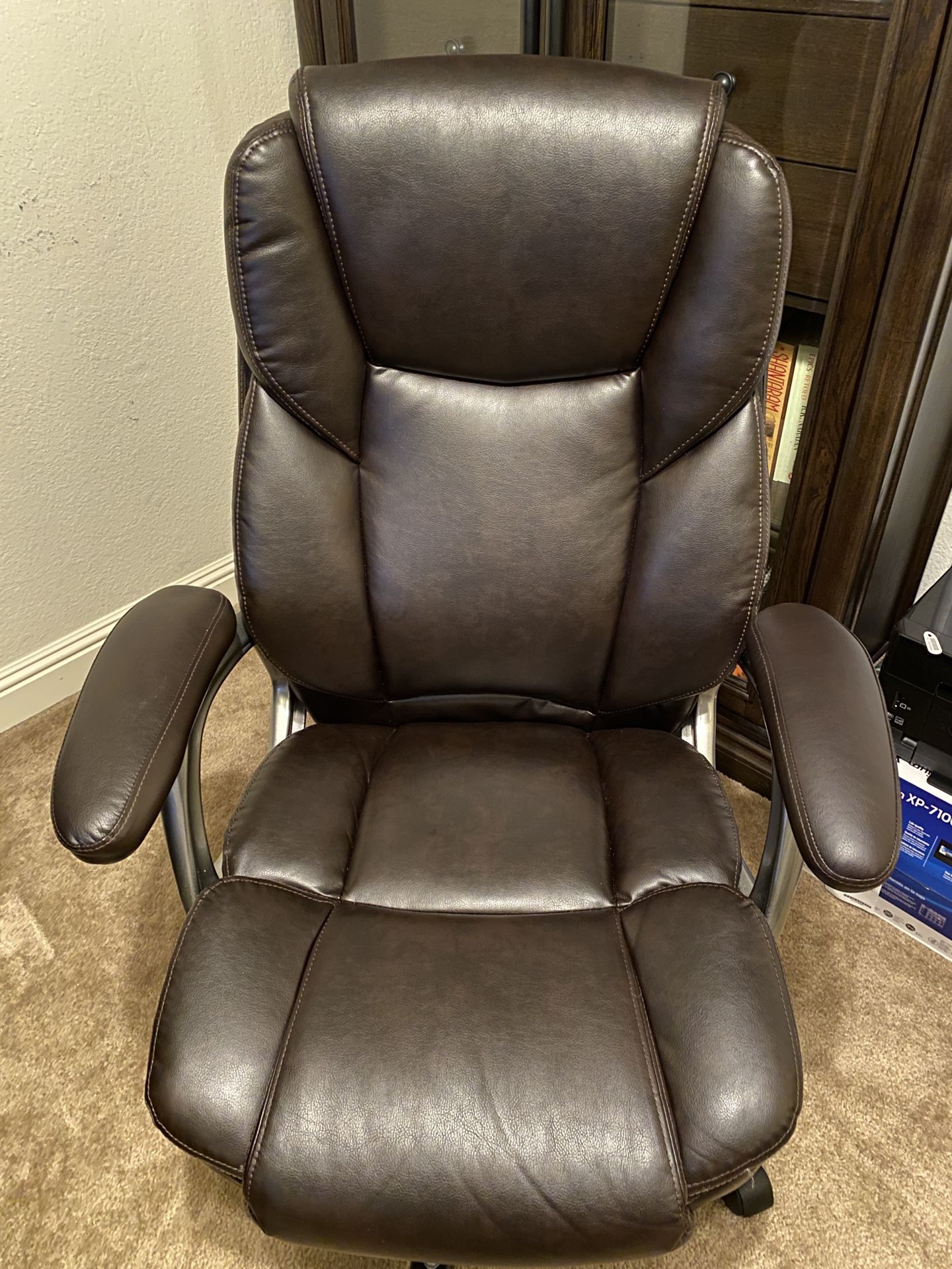 Realspace cressfield high back executive chair