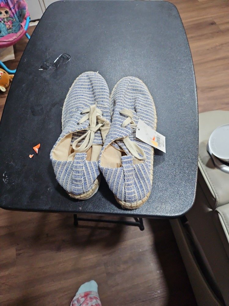 Womens Flat Shoes