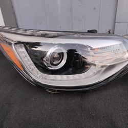 2017-2019 Kia Soul Right RH Adaptive AFS HD Xenon Headlight 