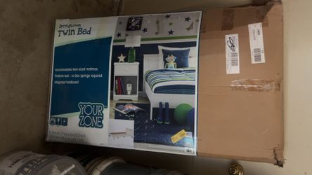 Twin Bed
