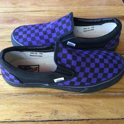  Vans Checkered Slip Ons 