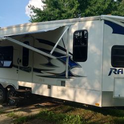 2011 Keystone Raptor 26FS