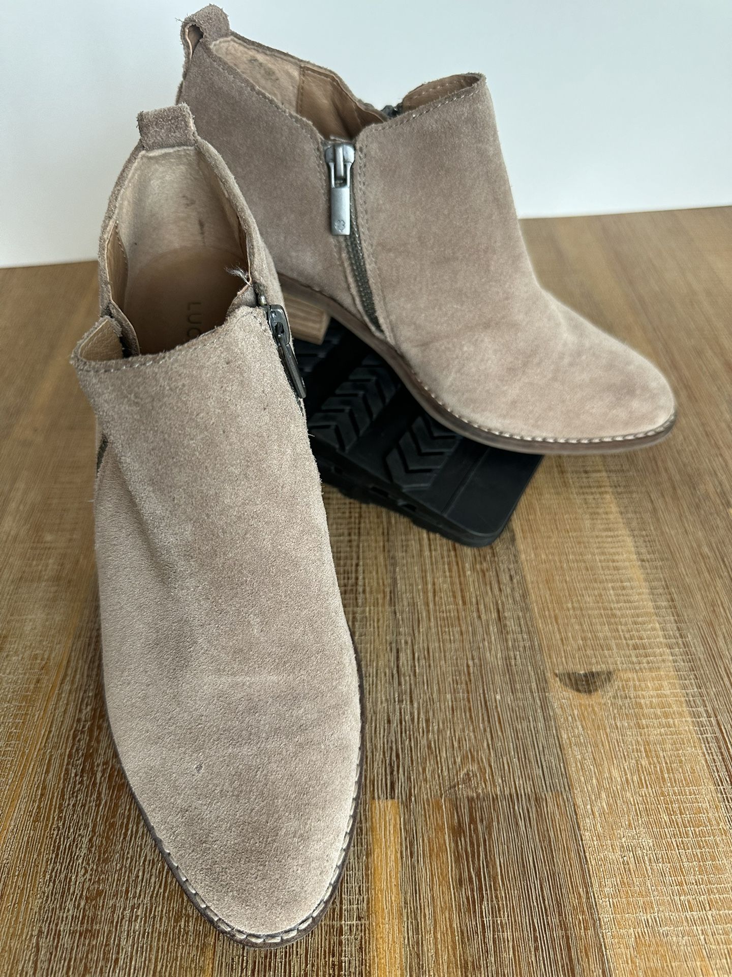 Lucky Brand Taupe Suede Ankle Boots