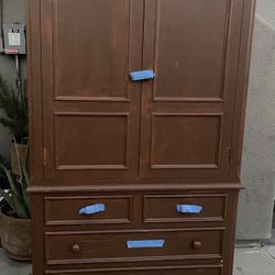 Furniture Dresser 