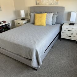 Like New Modern Bed Frame, Mattress, Nightstands, Lamps, Bedding