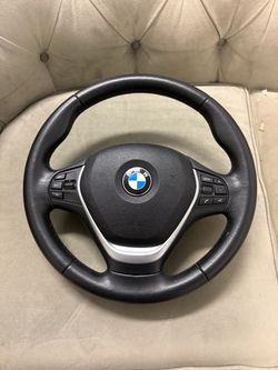 F30 328 14’ Steering Wheel w/ airbag
