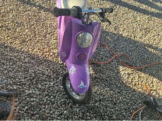 Razor mopped scooter