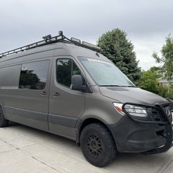 2020 Mercedes Sprinter 2500 Camper Conversion Van motorhome RV $64,000
