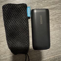 Anker Mini Power bank 5600mAh with case