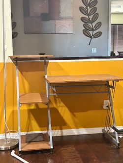Computer table
