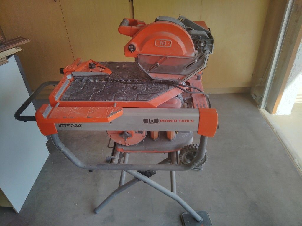 Power Tools Tablesaw
