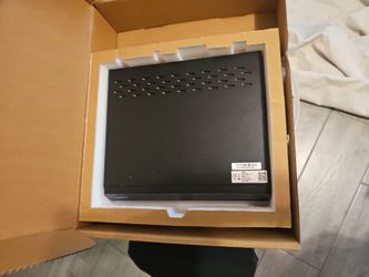 Reolink 4 channel nvr works great brand new 100