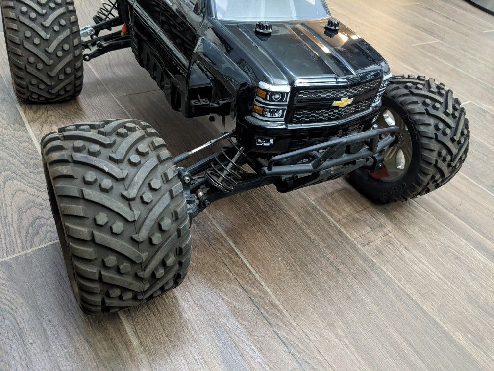 HPI SAVAGE FLUX XL alza And Fast lane Machined