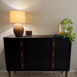 Mid-Century Modern Dresser – Style House Exclusive
