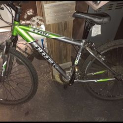 Trek 3700 Mountain Bike 