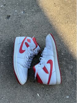JORDAN 1 WHITE GYM RED SZ 11 NO BOX