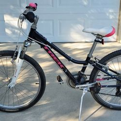 Girls 24in MountainBike