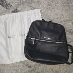 Michael Kors
Leather Backpack Handbag 