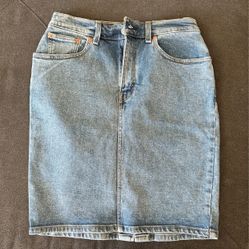 Levi Skirt