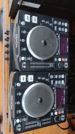 Denon DN-S1200 Turntables Pair