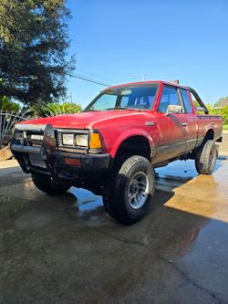 1984 Nissan Pickup