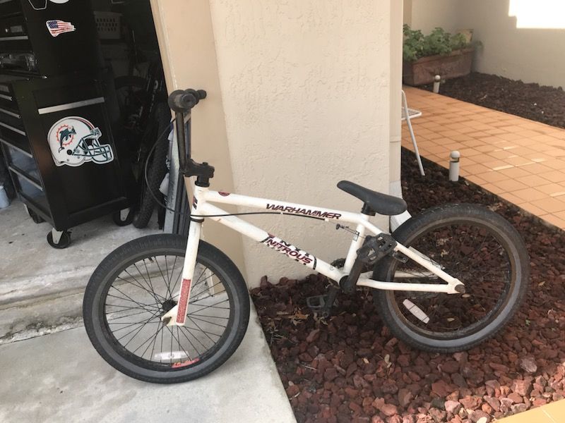 Eastern / Nitrous - warhammer bmx bike 20in