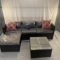 BRAND NEW BEAUTIFUL GRAY SECTIONAL PATIO SET WITH FREE DELIVERY AND LABOR INCLUDED!