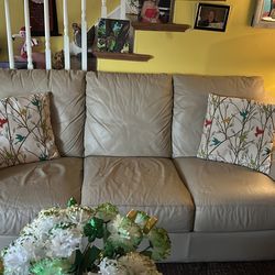 Leather SofaLIKE NEW  285$  OBO