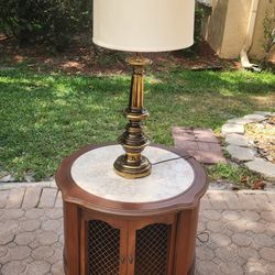 end table and lamp 