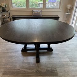 54” round Table With 18” Leaf To Make Oval