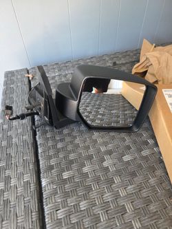 Right side mirror 2010 Jeep Liberty