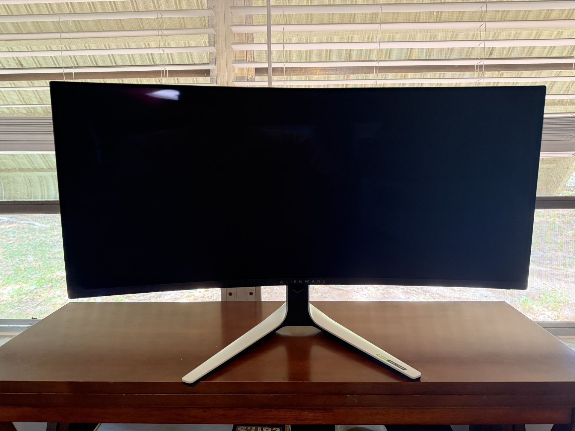 34in. Curved Alienware Gaming Monitor