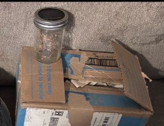 Solar powered light up Mason Jars with Metal lid (4)