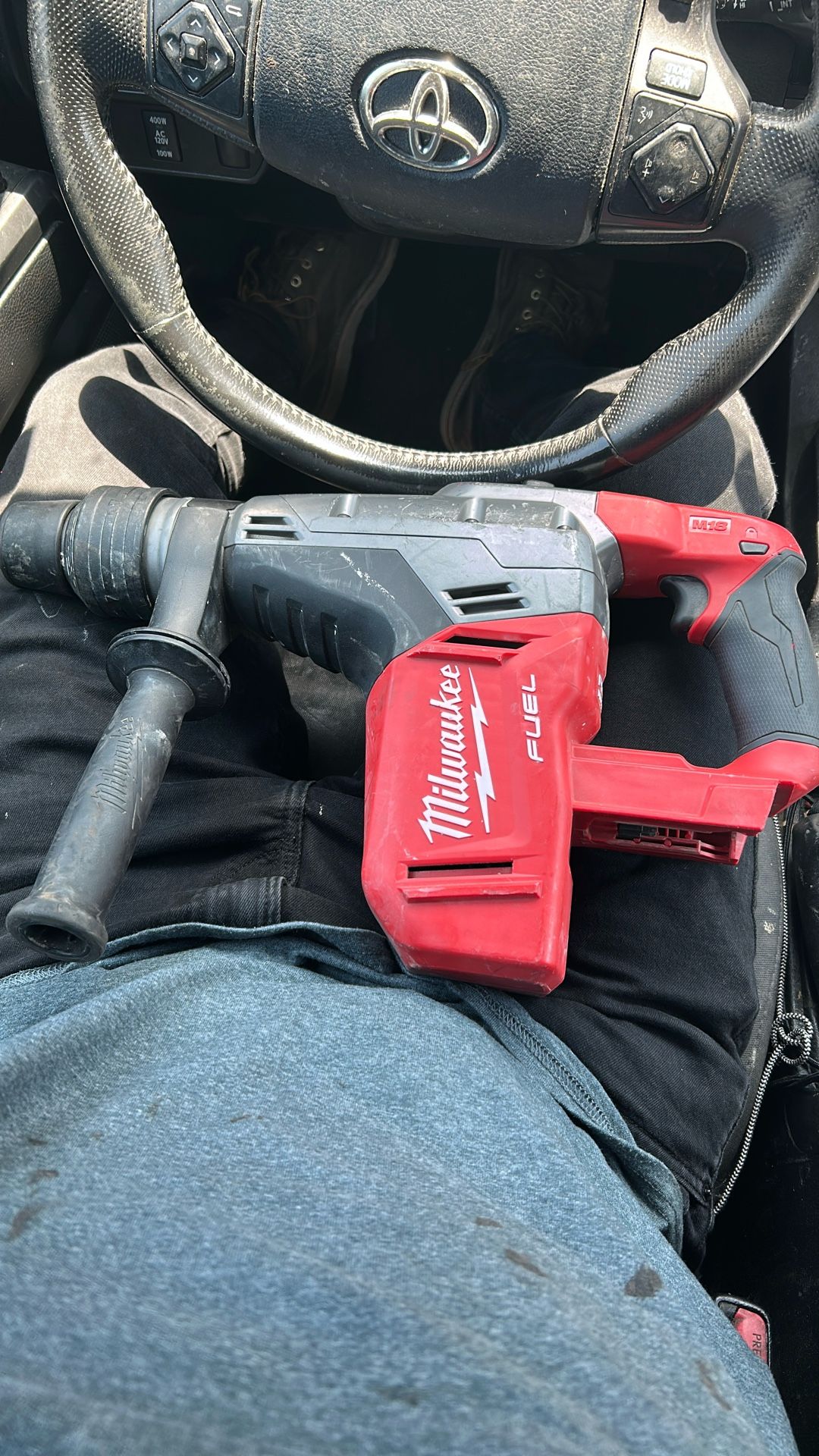 Milwaukee Fuel Jack Hammer