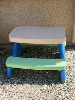 Little tikes table and umbrella