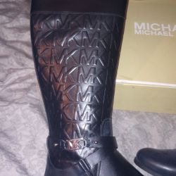 Michael Kors Boots 