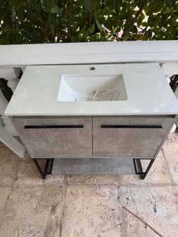 36 inch vanity