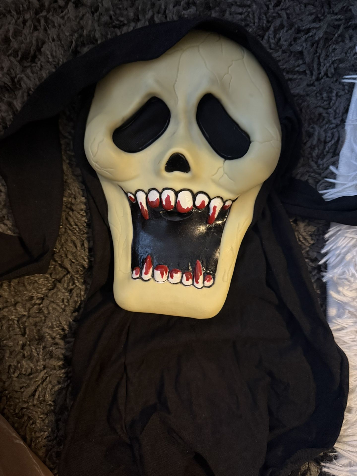 Vintage Shelly Ghostface Mask Bloody Vampire Scream